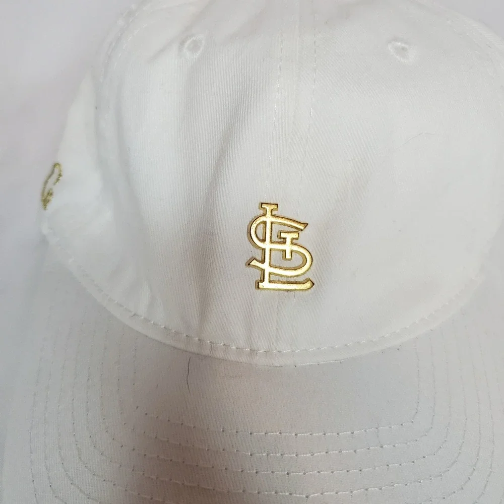 St.‎ Louis Cardinals Baseball Hat 6-9-23 SGA MLB Shane Co. White Gold Adjustable